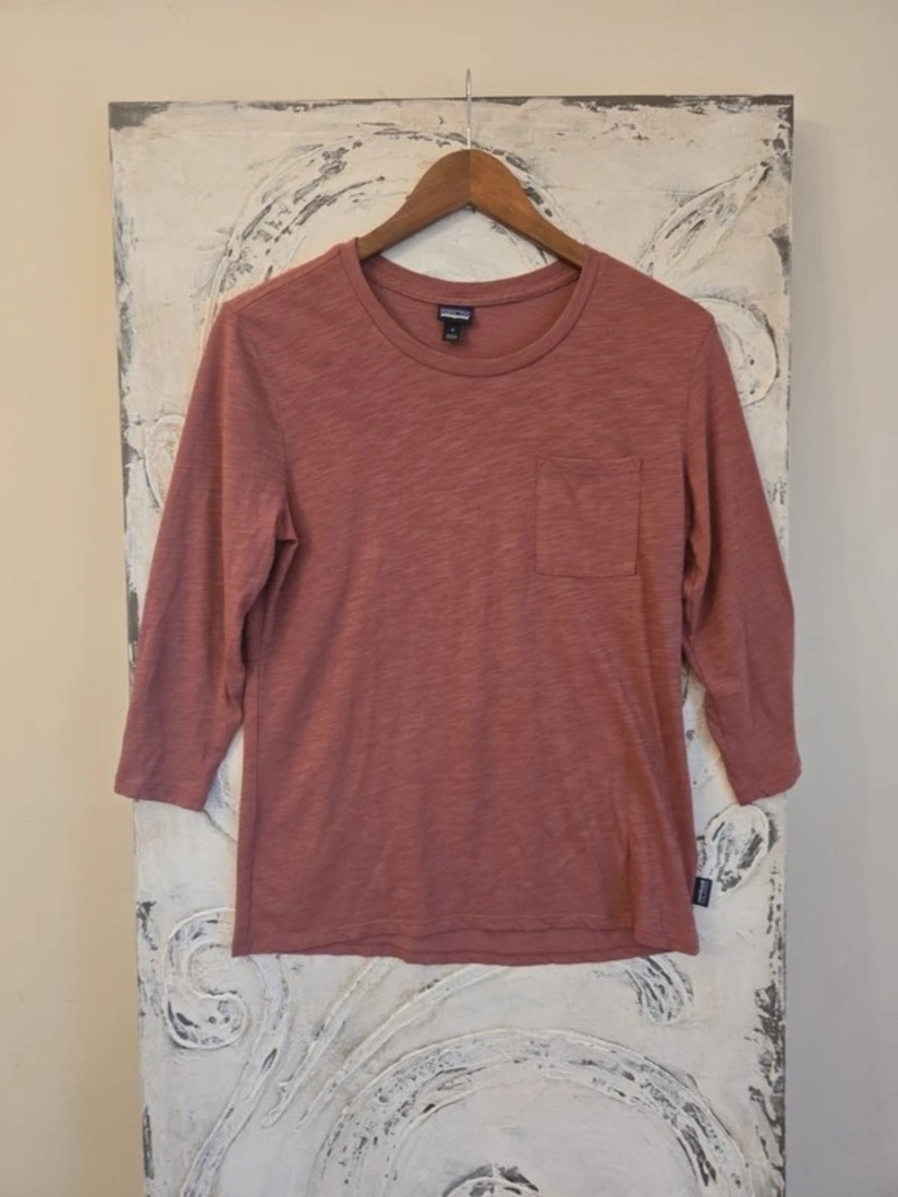 Patagonia Men's Mauve Long-Sleeve Pocket Tee